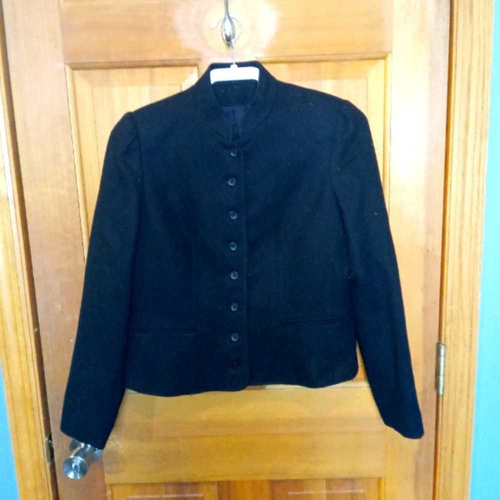 Thimbles vintage 100% wool black jacket and skirt set size 9/10